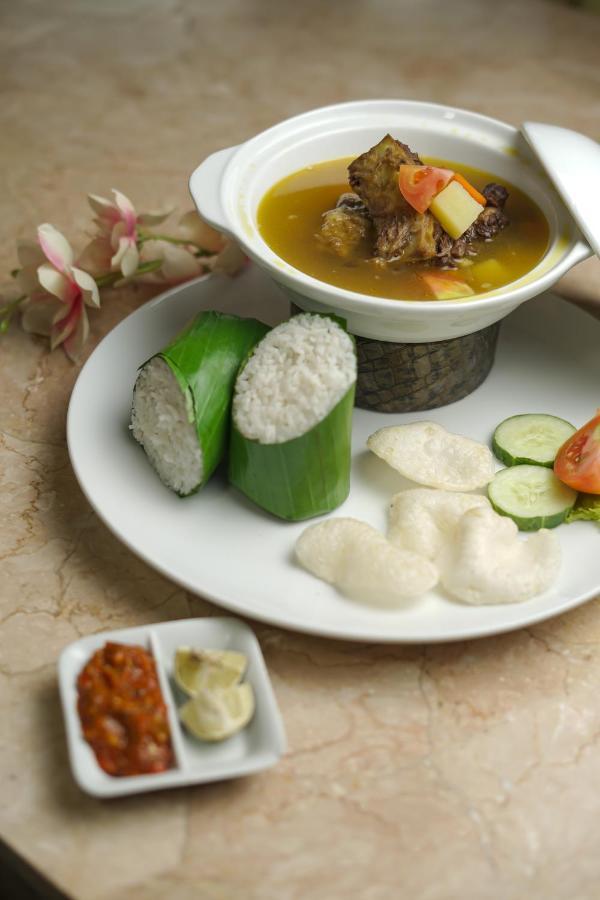 Hotel Royal Regantris Cendana