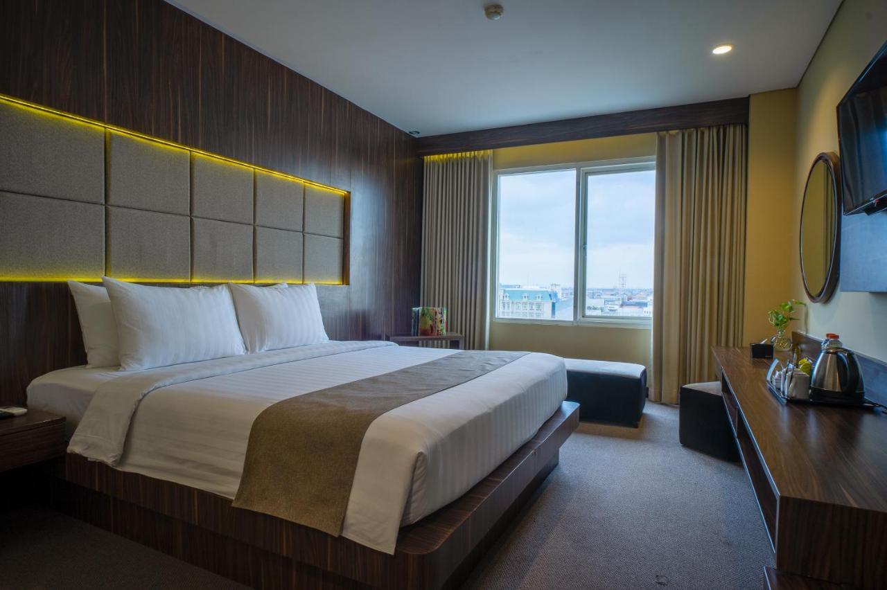Royal Regantris Cendana Formerly Royal Singosari Hotel 3*