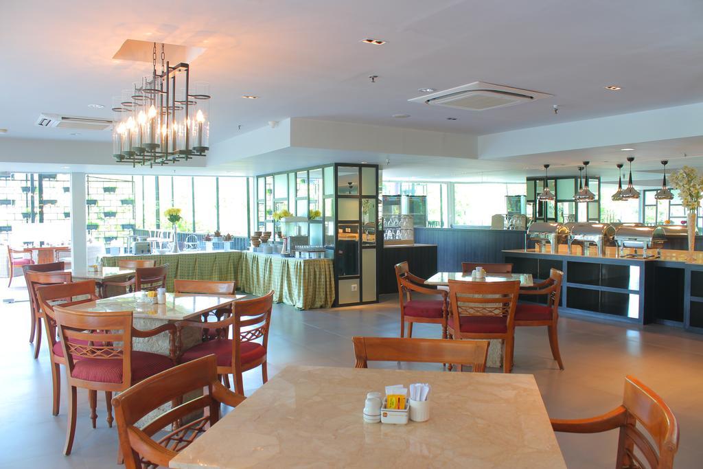 Royal Regantris Cendana Formerly Royal Singosari 3*