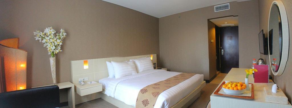 Royal Regantris Cendana Formerly Royal Singosari Hotel