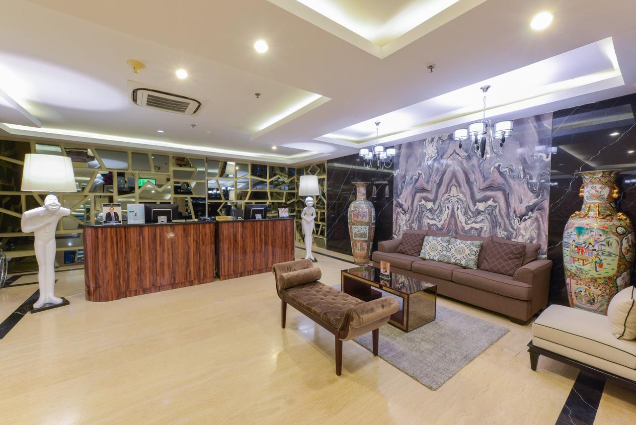 Royal Regantris Cendana Hotel